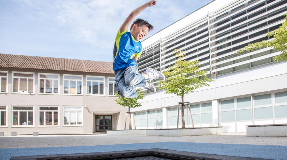 Kids Tramp "Playground"
