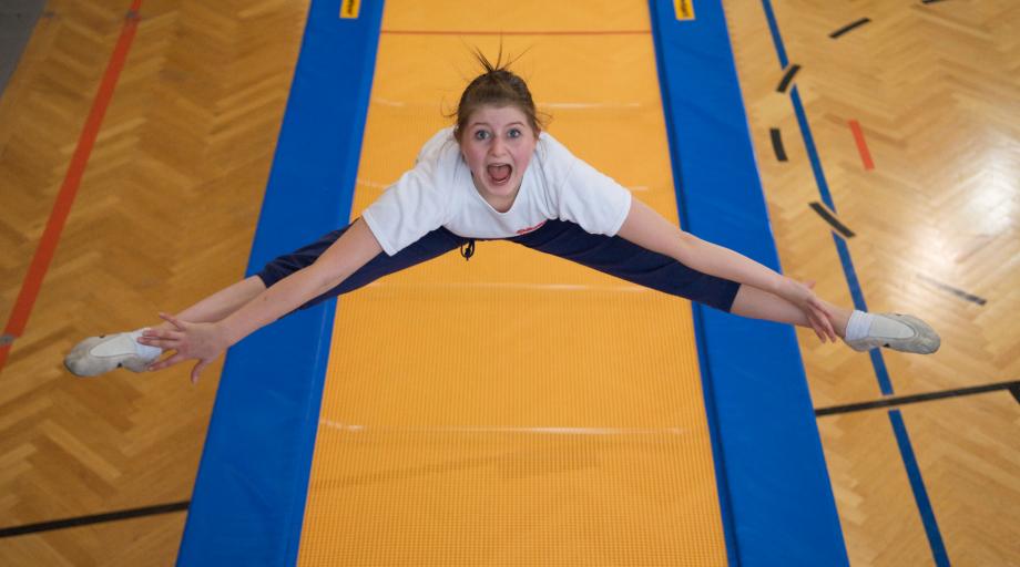 Trampoline Track "Stationary"